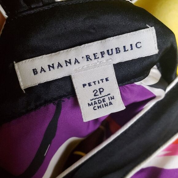 Banana Republic Silk Printed Dress Size 2P - Picture 9 of 12